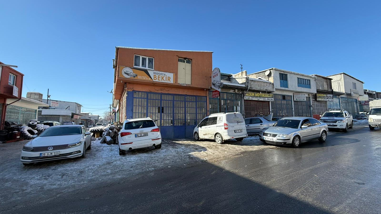 KAYSERİ DEVELİ SANAYİ SİTESİNDE SATILIK DÜKKAN